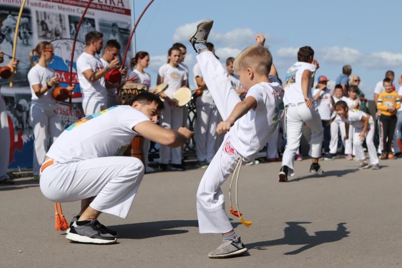 Капоэйра и карате: в Самаре детей приглашают на бесплатные тренировки