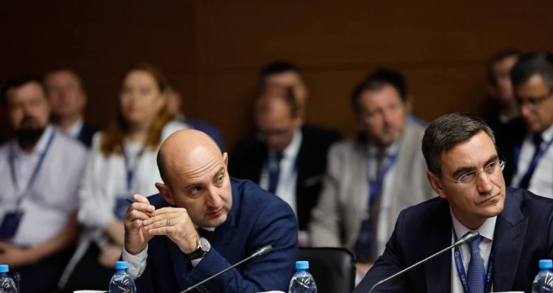 В Самарской области прошло совместное заседание комиссии Госсовета РФ и координационных советов по промышленности и химии