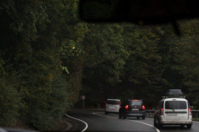 Автоэксперт Валерий Арутин рассказал, как надолго сохранить цвет и блеск машины