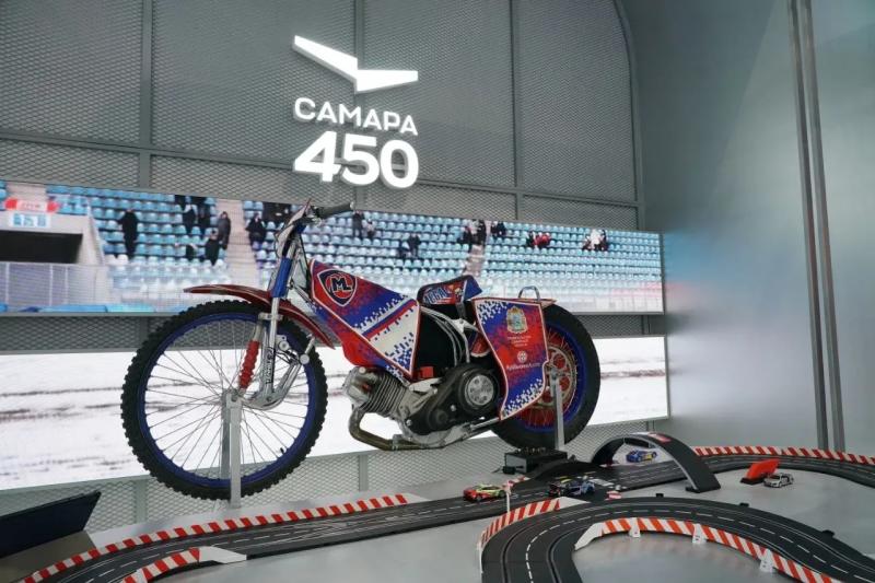 Вячеслав Федорищев в Самаре на форуме "Россия – спортивная держава" встретился с главами иностранных делегаций