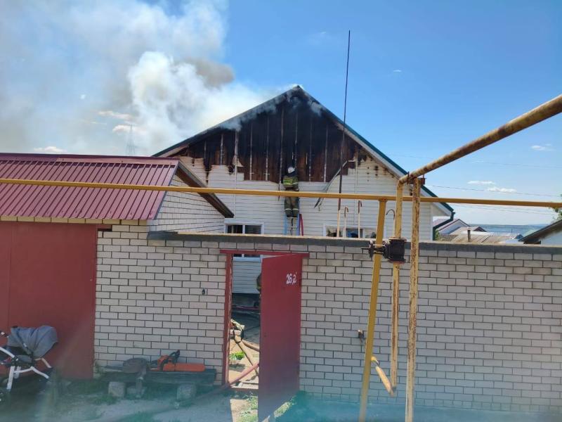 В Самарской области 20 августа вспыхнул жилой дом на 100 "квадратах"