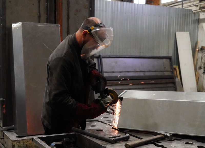 Вспахивают роботы, а не человек: губернатору Самарской области представили передовые сельхозмашины