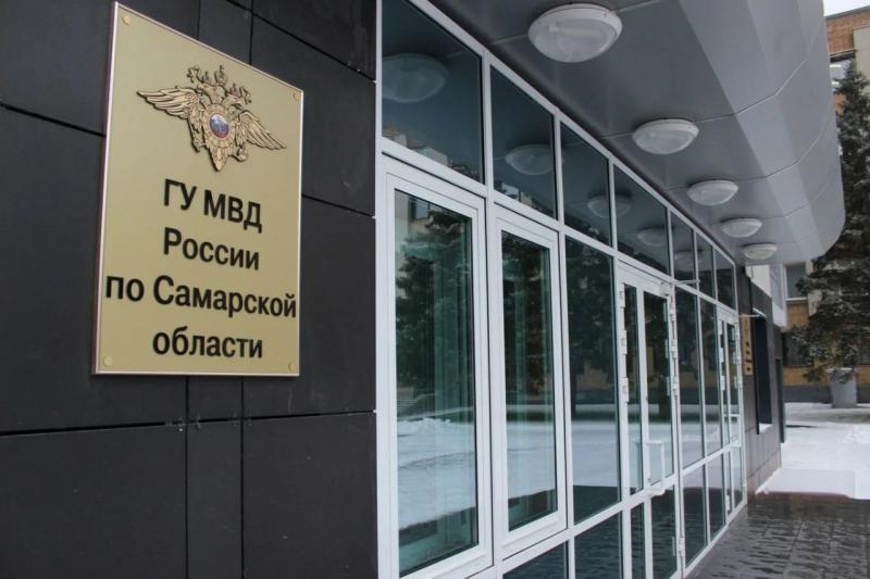 Полиция проверяет информацию о конфликте около бара в историческом центре Самары