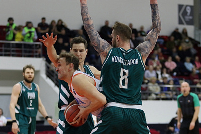 Баскетболисты "Самары" уступили дома "Руне"