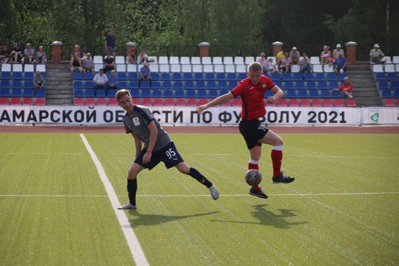Отрадненскому "Нефтянику" не удалось набрать 100 % очков в чемпионате области по футболу 