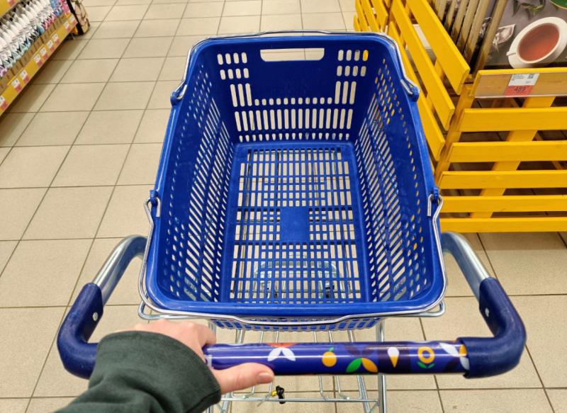 Госдума ужесточает наказание за продажу энергетиков несовершеннолетним