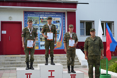 В Самарской области определили победителей Чемпионата ЦВО по военному троеборью