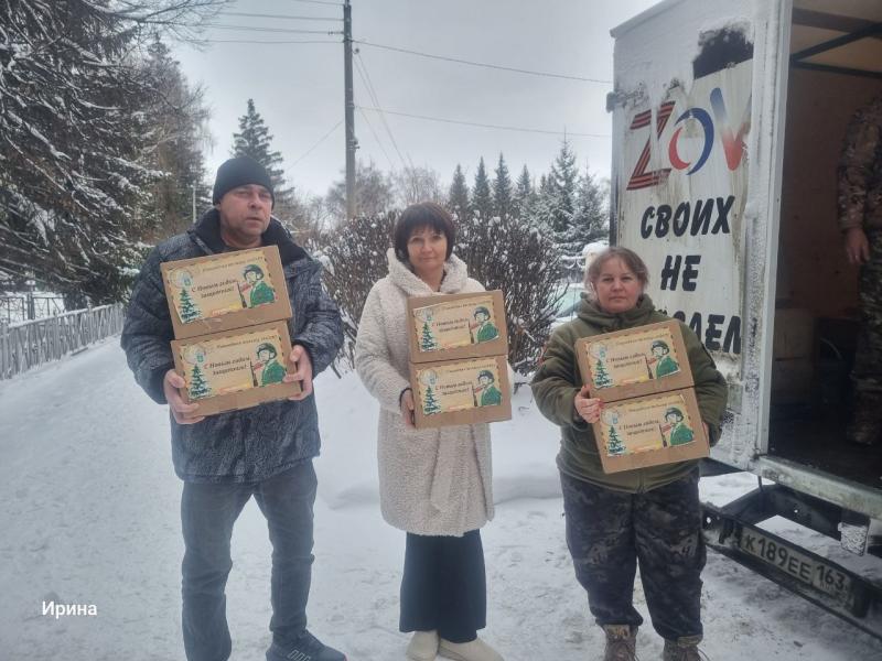 Это у нас в крови: семья из Самары уже три года собирает и отвозит гумгрузы на фронт