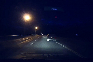 Уходя от полицейских, пьяный водитель угодил в кювет на трассе