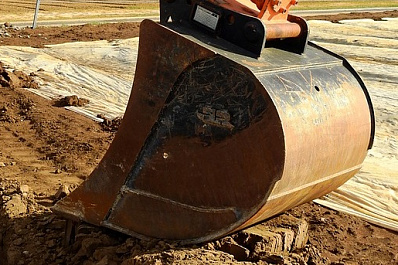 В администрации Самары прокомментировали ситуацию с ямой у подъезда дома на ул. Ново-Вокзальной