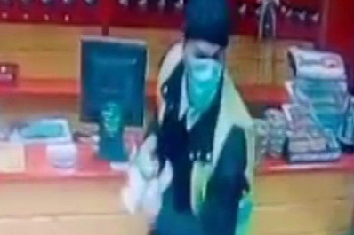 В Самаре разыскивают грабителя магазина