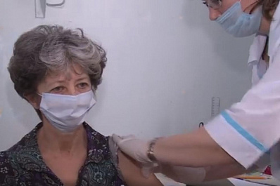 На пресс-конференции в Самаре развеяли популярные мифы про прививку от коронавируса 