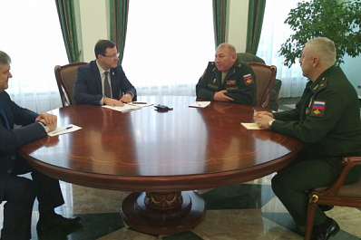 Дмитрию Азарову представили нового командующего 2-й гвардейской общевойсковой армией