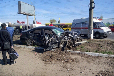 Житель Тольятти погиб в страшном столкновении Приоры и Ниссана