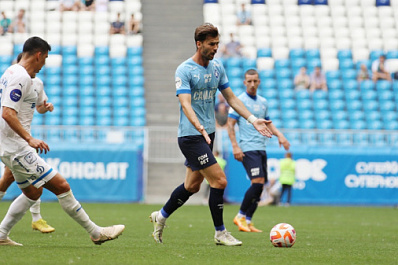 "Крылья Советов" сыграли вничью с московским "Динамо"