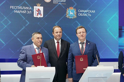 Работа полномочного представителя Президента РФ в ПФО Игоря Комарова на ПМЭФ-2021