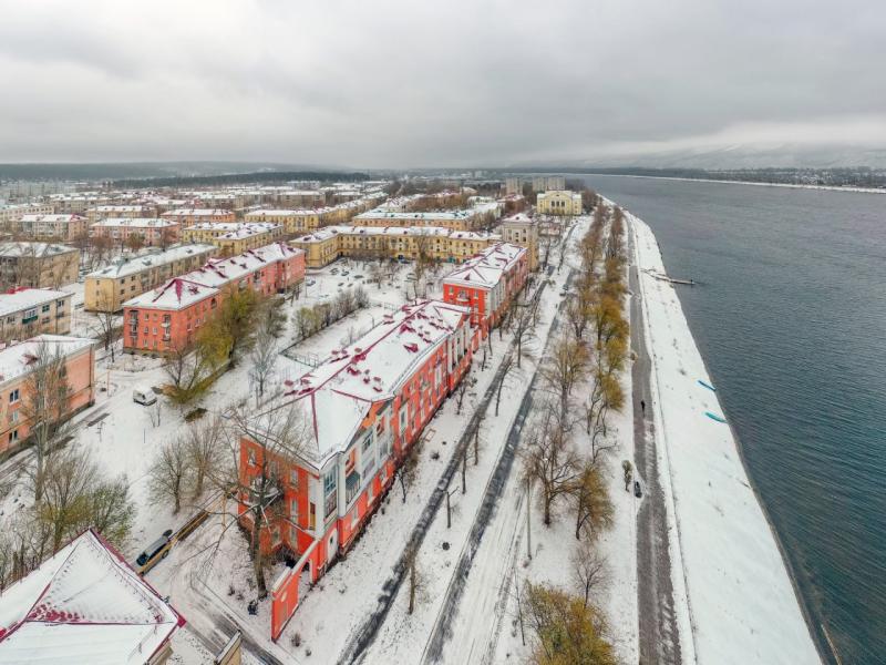 В Тольятти пожарные ликвидировали возгорание надворных построек