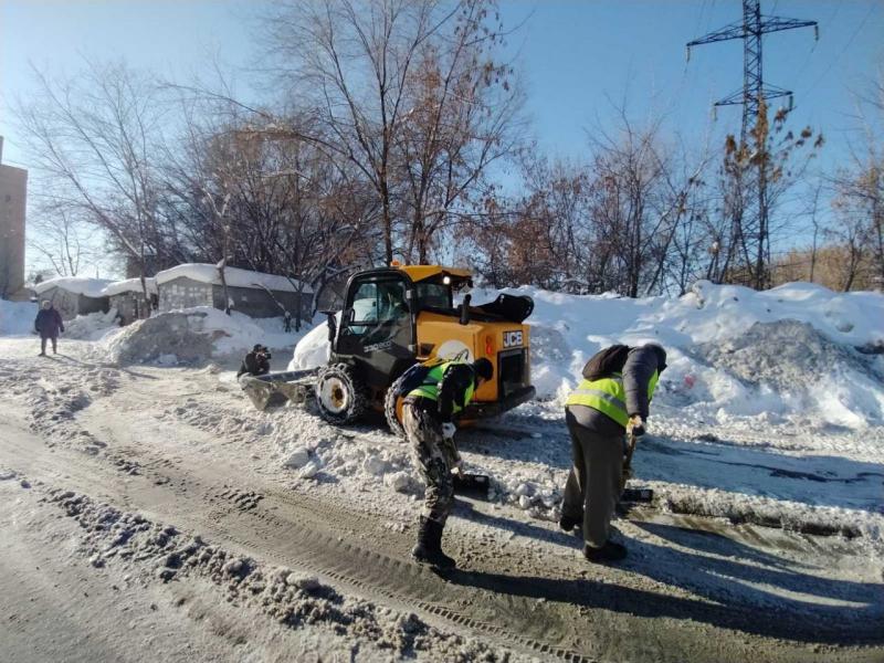 Быстро, эффективно, продуктивно: в Самаре службы благоустройства продолжают расчищать улично-дорожную сеть