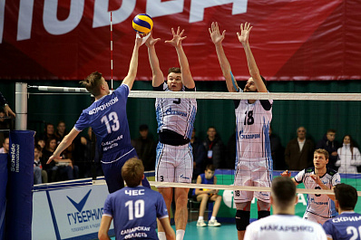 ВК Нова переиграл питерский Зенит и вышел на третье место в Суперлиге