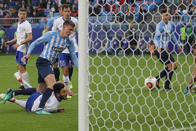 Крылья Советов одолели Факел в первом тестовом матче на Самара Арене со счетом 2:1