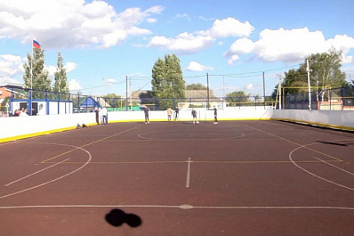 В Волжском районе открыли универсальную спортивную площадку