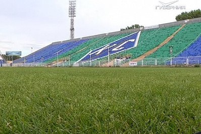 Последний матч на натуральном газоне стадиона Металлург прошел в Самаре