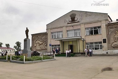 Глава Ставропольского района ушёл в отставку после встречи Дмитрия Азарова с местными жителями