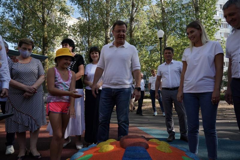В Тольятти благоустроили сквер семейного отдыха в 14-м квартале