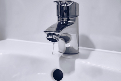 В Самаре 28 сентября почти на сутки отключат воду в двух домах