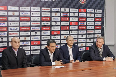 Главным тренером хоккейной "Лады" стал Валерий Белов