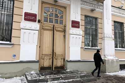 Родственника Дмитрия Сазонова отправили под суд за нападение на брата