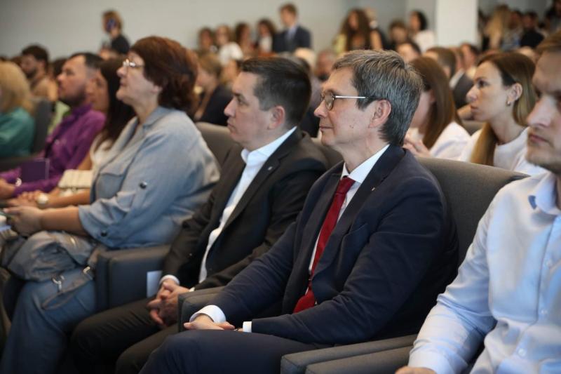 Для людей дела: в Самарской области ветеранам СВО помогут стать предпринимателями 