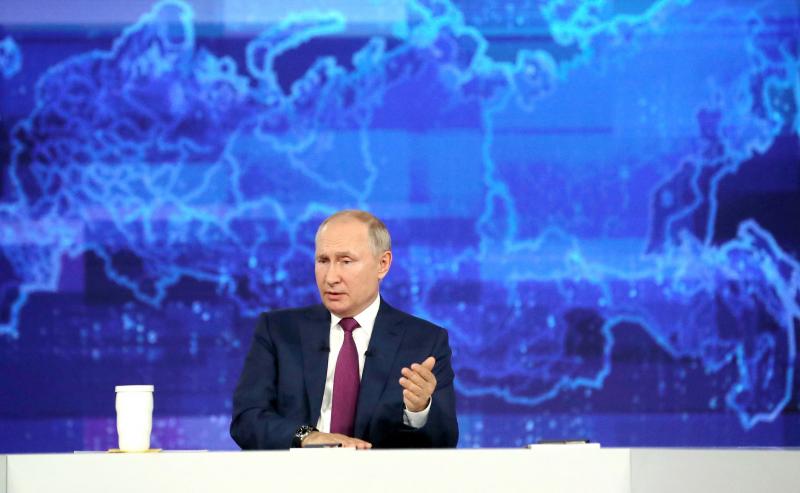 Эксперт оценил своевременность проведения прямой линии с Президентом России