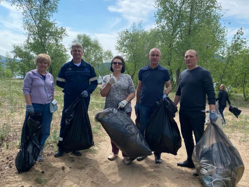 В честь Дня Волги тольяттинцы провели субботник