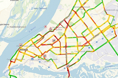 Пробки в 10 баллов: снегопад парализовал движение транспорта в Самаре