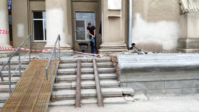 В Самаре приступили к ремонту ДК "Металлург"