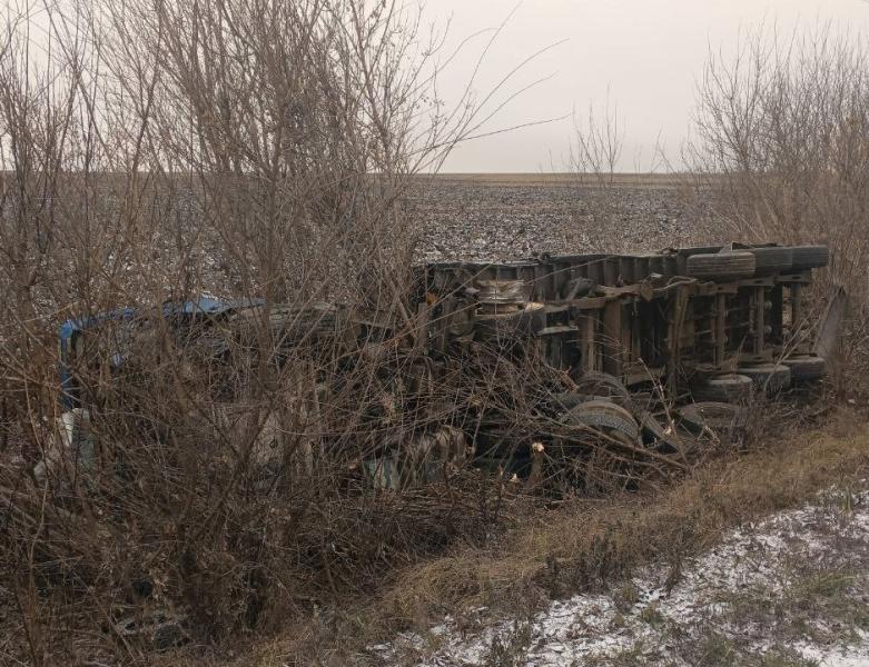 На трассе "Обход Самары" 12 декабря лоб в лоб столкнулись два большегруза