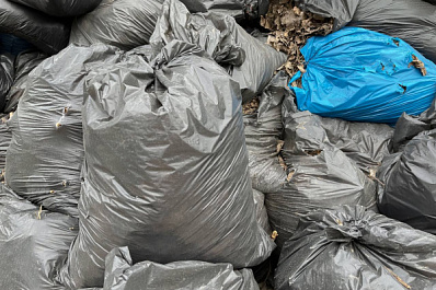 В Самарской области спор из-за мусорного пакета закончился дракой