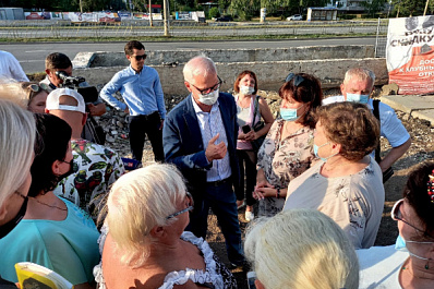 Глава Тольятти оценил ход реконструкции пешеходного перехода на улице Свердлова