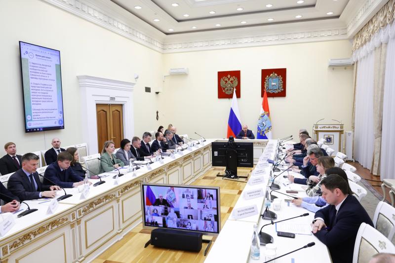 Время убирать: Самарскую область продолжают приводить в порядок после зимы