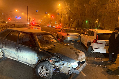 В Самаре на улице Гагарина произошло крупное ДТП