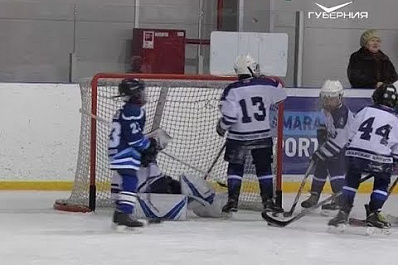 Двукратный чемпион мира по хоккею Владимир Юрзинов провёл в Самаре семинар