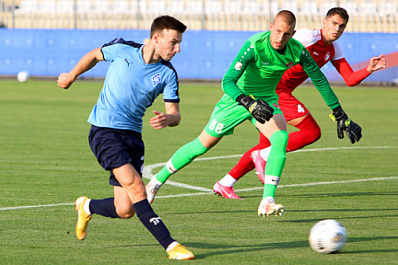 "Крылья Советов" завершили сборы в Сербии разгромом над "Радничками"
