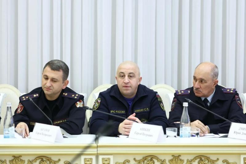 Вячеслав Федорищев провел заседание по обеспечению безопасности в Самарской области