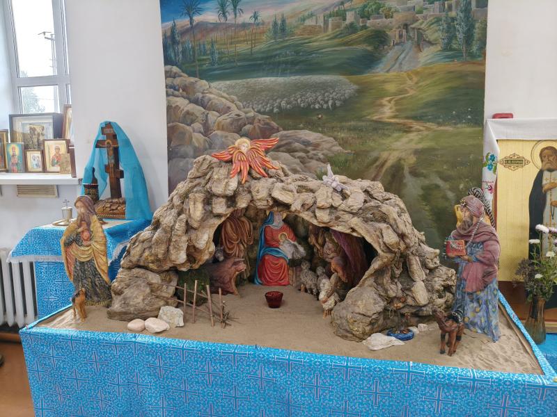 В храме Рождества Христова в селе Рождествено обновили роспись