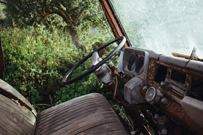 УАЗ, ПАЗ и ВАЗ: в Самаре нашли три брошенных автомобиля