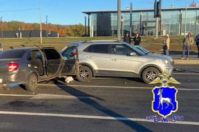 В Самаре утром 26 сентября Московское шоссе парализовало из-за массовой аварии