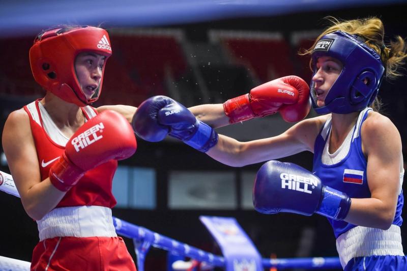 Спортсменка из Самарской области выступит в полуфинале чемпионата России по боксу среди женщин