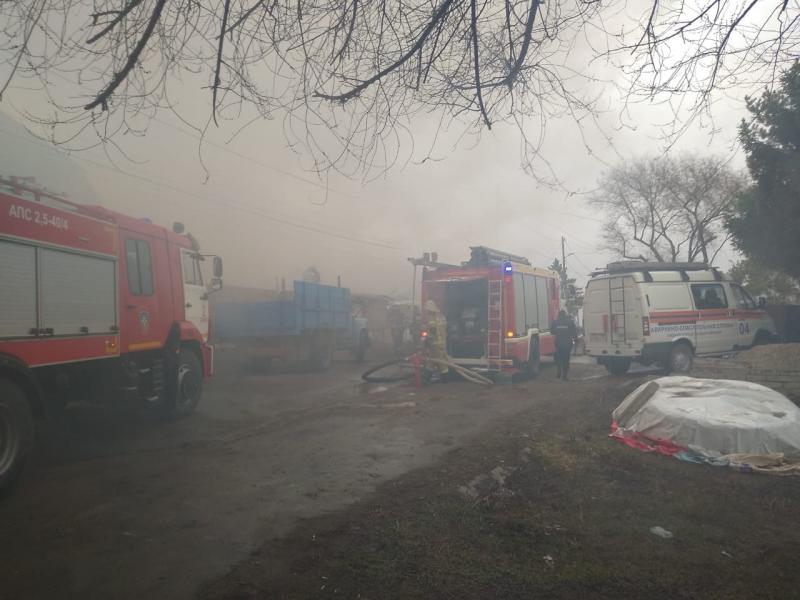 В Самаре пожар на 8-й Толевой тушат 86 человек
