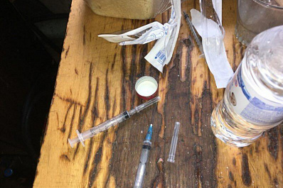 Житель Бобровский устроил в своём доме наркопритон